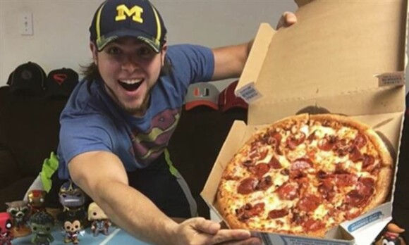 Brian spiste pizza hver dag i ett år - se hva som skjedde med kroppen